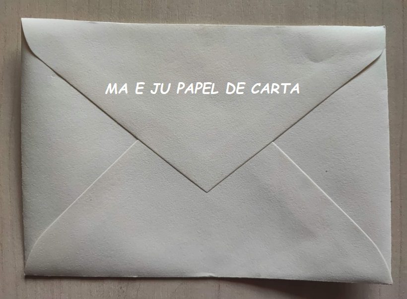 MENININHAS CONJUNTO IMPORTADO HALLMARK = PAPEL + ENVELOPE – MEN1424 - Imagem 4